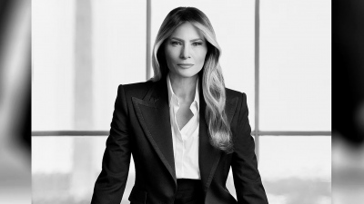 Αποκαλύφθηκε το επίσημο πορτρέτο της Melania Trump ως πρώτης κυρίας των ΗΠΑ