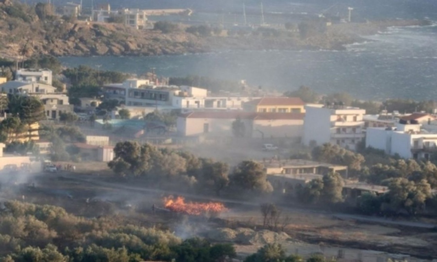 Κρήτη: Υπό πλήρη έλεγχο τέθηκε η φωτιά στην Παλαιόχωρα Χανίων μετά από άμεση παρέμβαση των Πυροσβεστικών δυνάμεων