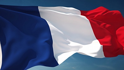 Γάλλος αξιωματούχος: Υπερβολική η κατά 1 έτος καθυστέρηση στο Brexit