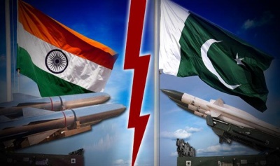 Κλιμακώνεται επικίνδυνα η ένταση μεταξύ Ινδίας και Πακιστάν - Τρόμος για πιθανή σύγκρουση των δύο πυρηνικών δυνάμεων