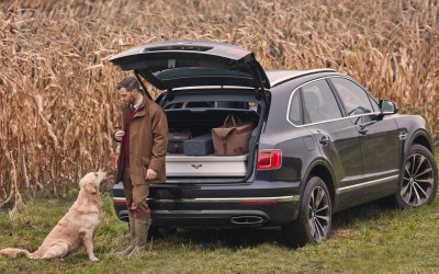 Αυτή είναι μια κυνηγάρικη Bentley Bentayga!