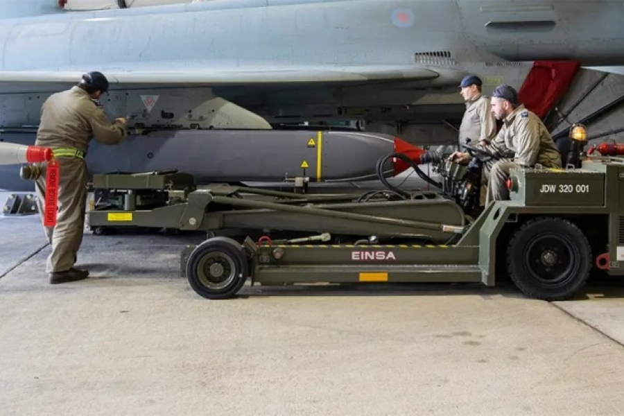 Telegraph: Το Υπουργείο Άμυνας της Βρετανίας αρνήθηκε στο Κίεβο να πραγματοποιήσει επιδρομές με Storm Shadow στη Ρωσία