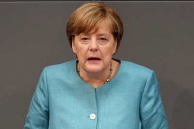 Merkel: Ελλάδα και Τουρκία βρέθηκαν στα πρόθυρα σύρραξης - Έπαινοι στην Άγκυρα για το προσφυγικό, πυρά στην Αθήνα για τη Μόρια