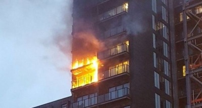 Βρετανία: Μεγάλη φωτιά σε 12οροφη πολυκατοικία στο Μάντσεστερ