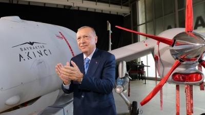 Erdogan κατατροπώνει Μητσοτάκη – Τα ηνία της παγκόσμιας παραγωγής drones κρατά η Τουρκία, χρυσή η αμυντική βιομηχανία