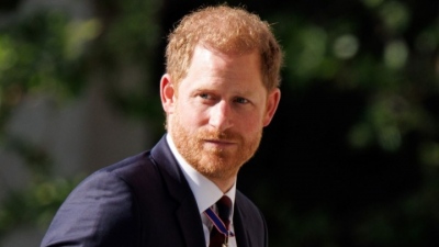 Πρίγκιπας Harry: Oι δικαστικές μάχες κλόνισαν τη σχέση του με τη βασιλική οικογένεια