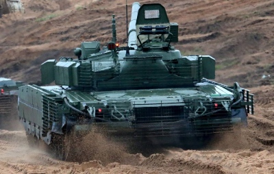 Σαρωτική προέλαση Ρώσων στο Donetsk… χάρη στα τανκ T-80BVM και T-90 Proryv