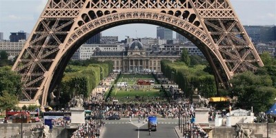 Γαλλία: Εκτόξευση των κρουσμάτων κορωνοϊού - Ξεπέρασαν τα 7.000 το τελευταίο 24ωρο