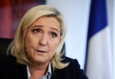 Αιφνιδιασμός από το RN της Le Pen - Συμμαχία με Melanchon κατά της συνταξιοδοτικής μεταρρύθμισης Macron