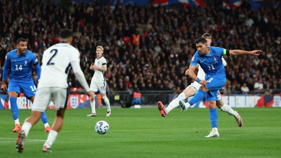 Η Εθνική έγραψε ιστορία στο Wembley - Η Ελλάδα υπέταξε την Αγγλία με 2 - 1 -  Στον Μπάλντοκ αφιέρωσαν τη νίκη οι διεθνείς