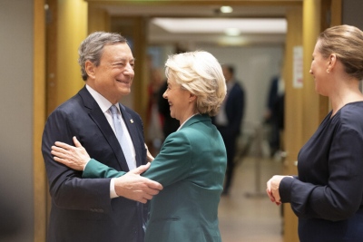 Τα πάνω – κάτω στις έρευνες: Ο Draghi υπερτερεί της Ursula στις δημοσκοπήσεις για την Προεδρία της Ευρωπαϊκής Επιτροπής