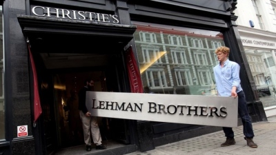 Ο κόσμος ξαναζεί ημέρες… Lehman Brothers – Το τέρας που εξέθρεψαν απειλεί με νέα, μεγάλη κρίση αλά 2008