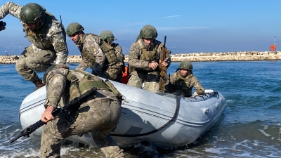 Πρωτοφανές - Τούρκοι πεζοναύτες πάτησαν στη Βόρεια Κύπρο μετά από 50 χρόνια