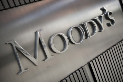 Moody's: «Χαστούκι» στις γαλλικές τράπεζες μετά την υποβάθμιση του αξιόχρεου της χώρας