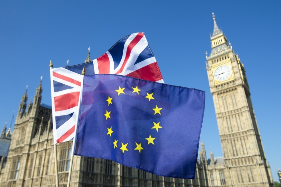 Reuters: Η ΕΕ θα μπορούσε να συμφωνήσει σε μια μικρή καθυστέρηση του Brexit