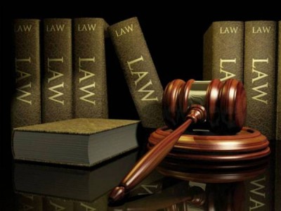 Αποκλειστικό ΒΝ: Το Μαξίμου αποφάσισε έκτακτη οικονομική ενίσχυση στους δικηγόρους