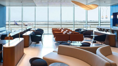 H AEGEAN καλωσορίζει τους επιβάτες της στο νέο Business Lounge στο αεροδρόμιο της Λάρνακας δίπλα στις πύλες αναχώρησης