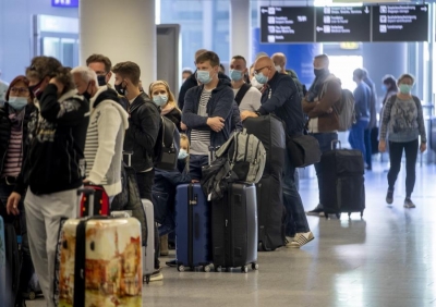 Η Γερμανία επιβάλλει νέους ταξιδιωτικούς περιορισμούς στη Βρετανία, λόγω της ινδικής μετάλλαξης