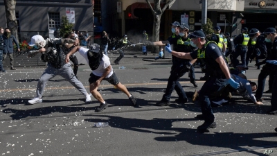 Επεισοδιακές διαδηλώσεις κατά του lockdown στην Αυστραλία – Εκατοντάδες συλλήψεις και τραυματίες