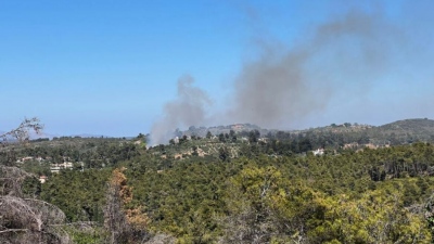 Επικίνδυνη πυρκαγιά στη Σταμάτα – Μήνυμα του 112 για ετοιμότητα στους κατοίκους