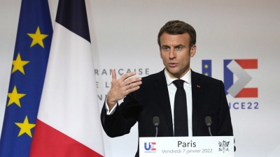 Γάλλος συνταξιούχος μήνυσε τον Macron για τις προσβολές προς τους ανεμβολίαστους