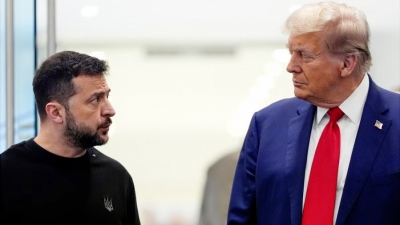 Θρασύς Zelensky στη συνάντηση με Trump και Macron - «Συζητάω πάγωμα της σύγκρουσης μόνο με ένταξη Ουκρανίας στο ΝΑΤΟ»