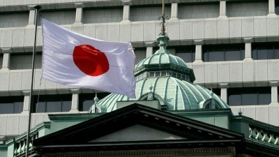 Αιφνιδίασε τις αγορές η Bank of Japan - Προανήγγειλε μείωση στις αγορές ομολόγων, αναμένονται οι λεπτομέρειες